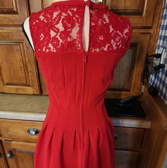 H&M Red Lace Halter Dress Size 6 - Picture 6 of 11